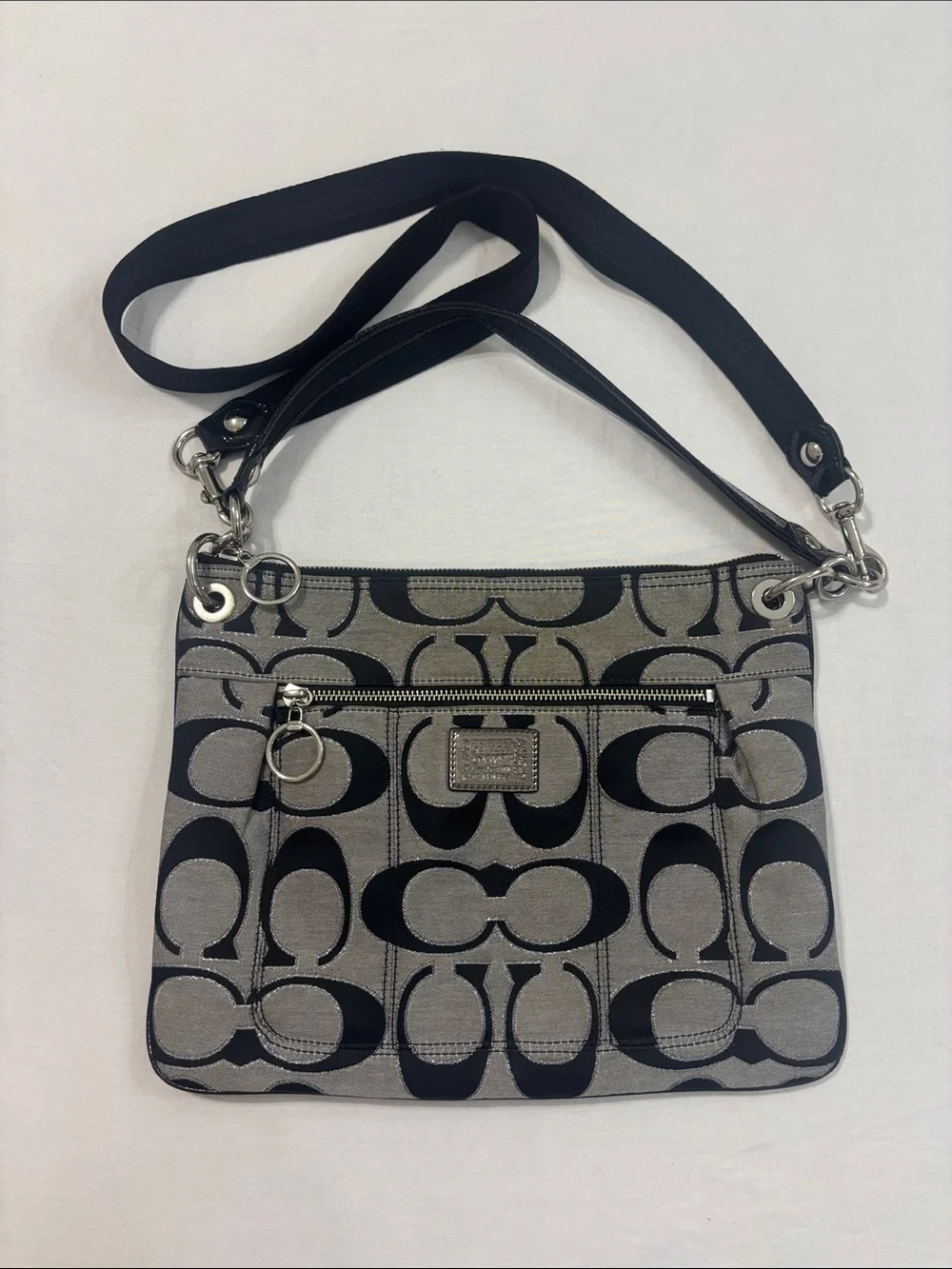 Coach Poppy Metallic Gray/Black Signature Hand/Shoulder Bag